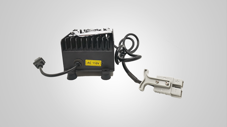 全裕科技 洗地機鋰電池專用智能充電器 29.2V15A